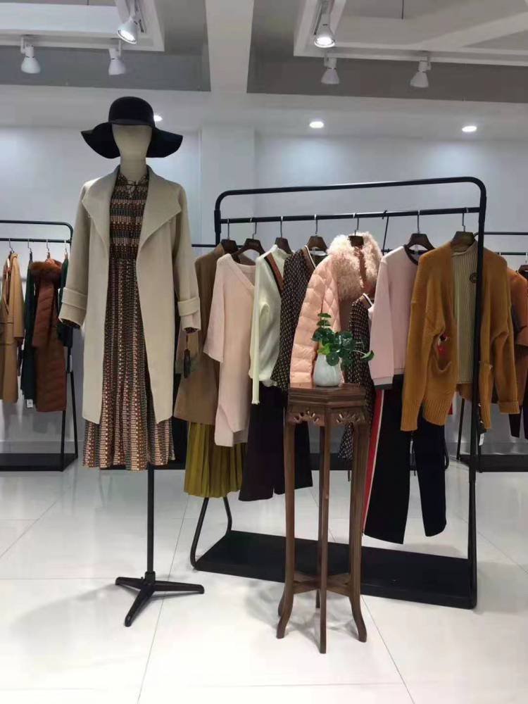 【杭州欧丝蒂雅文服装尾货批发市场在哪图片】杭州欧丝蒂雅文服装尾货批发市场在哪图片大全